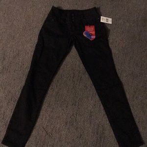 Black want a better but jegging size 5